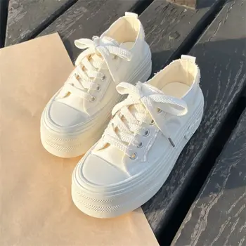 2023 Летни нови малки бели обувки за момичета, универсален случайни дизайн, дишаща парусиновая обувки за жени
