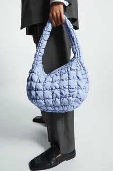 2023, Нова мода жените плиссированная мини чанта, дамска чанта във формата на облак, чанти за подмишниците с цип