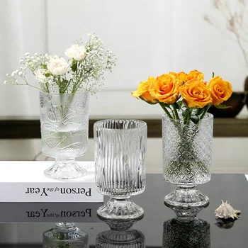 Ваза от прозрачно стъкло с релефна във френски ретро стил на високи крака, висококачествена ваза за цветя, украса на работния плот, декорация на дома