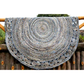 Килими от юта и деним, обръщане на сплетен ръчно изработени килими, съвременен вид, селски черги, декорация на всекидневна