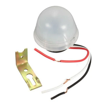 Подходящите резервни части Полезен сензор за околната светлина 10А Ключ пътни улично осветление 50-60 Hz Автоматично управление на DC / AC 12V фабрика