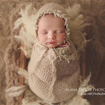 Реквизит за снимки на новородени, лейси наметало в тон шапка, еластично супер пушистое детско меко одеяло